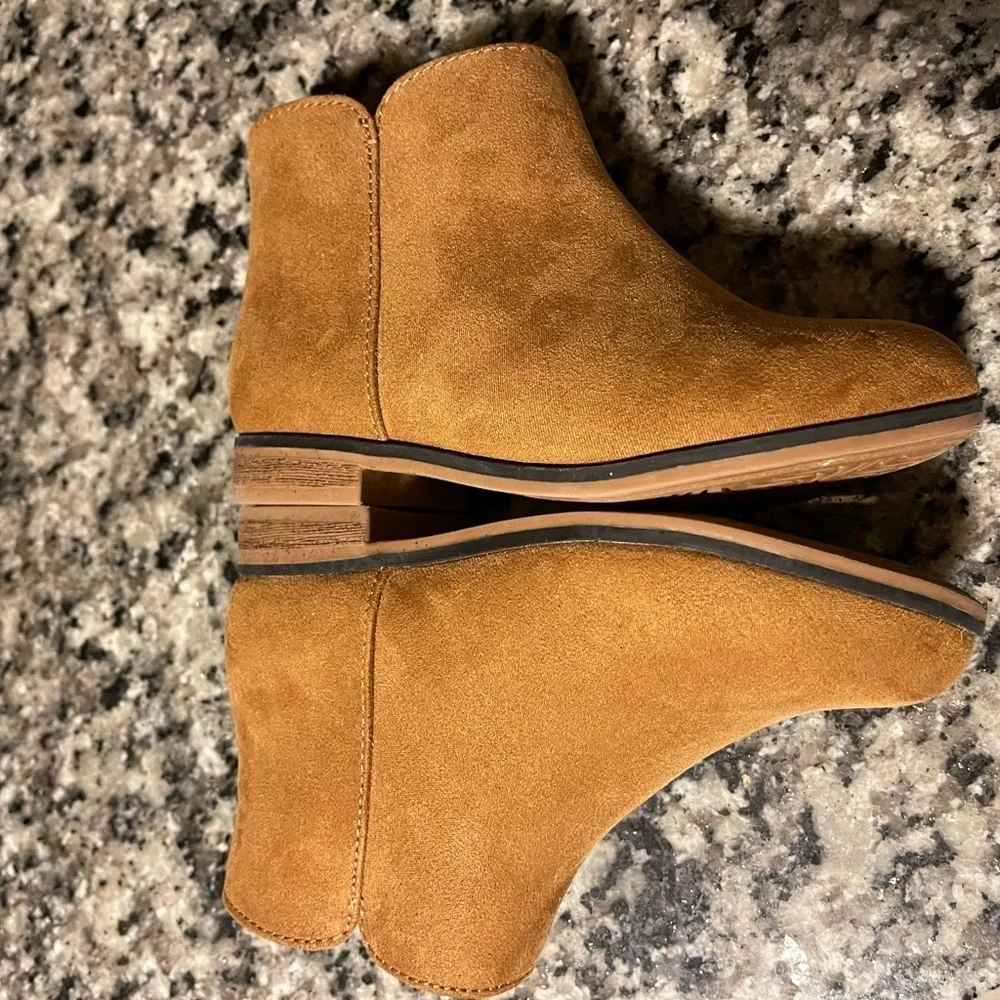 Cat & Jack Brown Suede Kids Boots